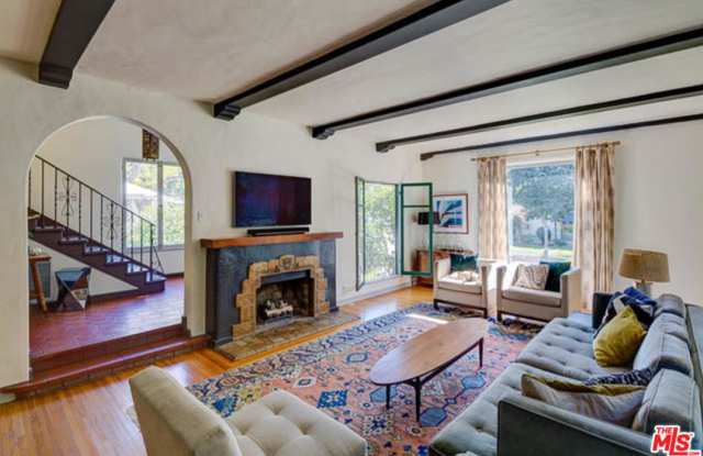 1253 MONCADO Drive Gallery 4