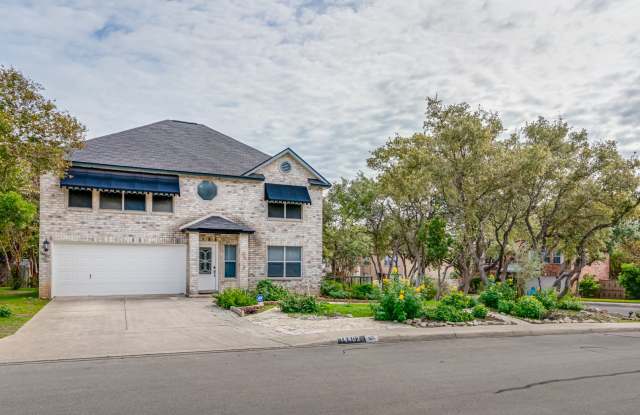 Recently Rehabbed Spacious Two Story in Convenient and Popular Huntington Place photos photos