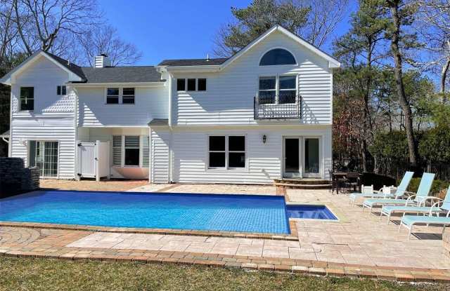 36 Bridle Path Path - 36 Bridle Path, Westhampton Beach, NY 11978