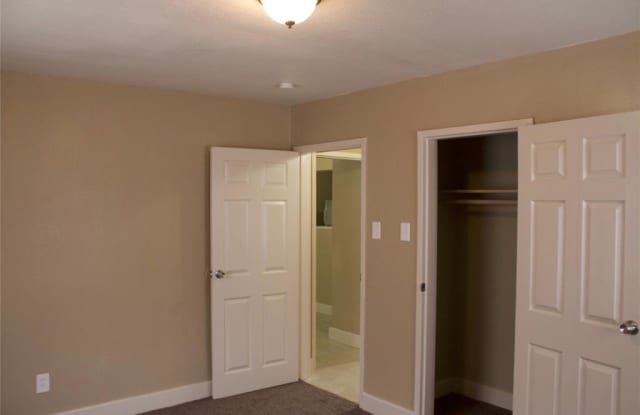 7622 Pecan Villas Drive Gallery 2