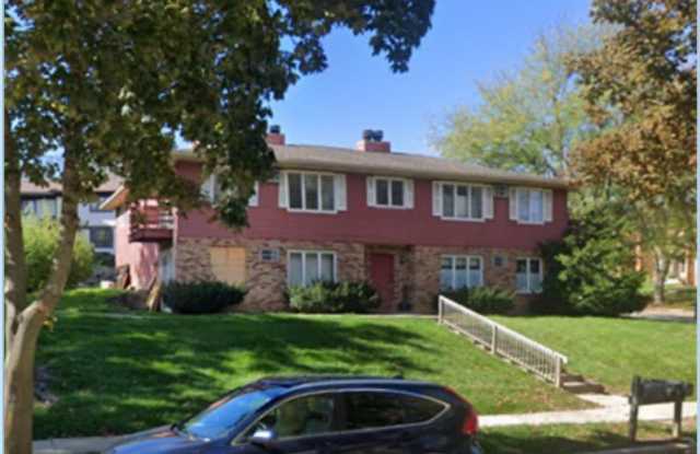 2 S Wickham Ct photos photos