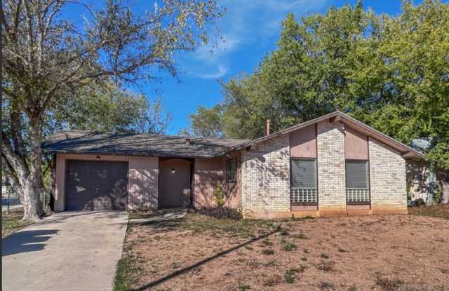 Corner-lot Home / 1.5 Bathroom Home photos photos