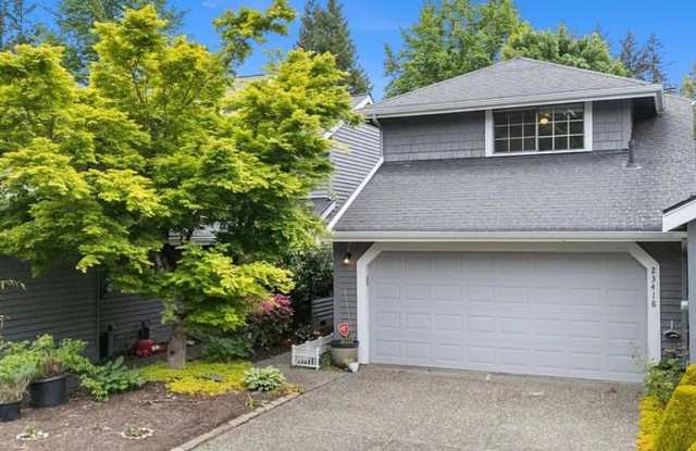 Kent East hill Condo townhome in Village at Single Creek - 3 bedroom 2.5 bath and 2 car garage. Available NOW! photos photos