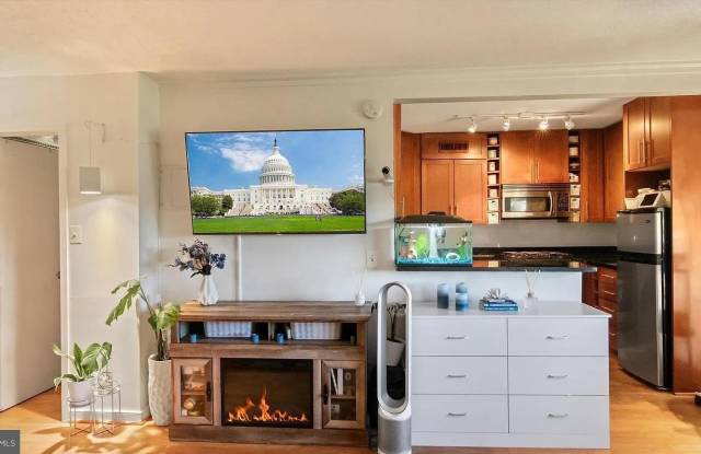 7333 NEW HAMPSHIRE AVENUE photos photos