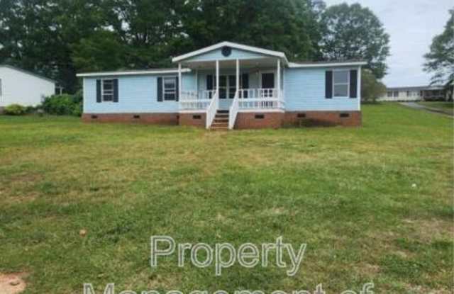 597 Latham Rd photos photos