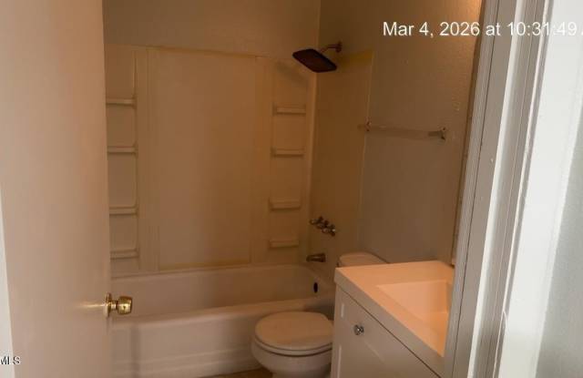 2026 W CACTUS Road Gallery 4