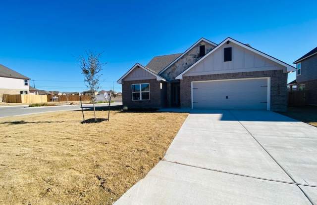 MOVE IN SPECIAL OF $500 OFF THE 1ST MONTH RENT for ONE YR LEASE and $1000 for TWO YR LEASE. photos photos