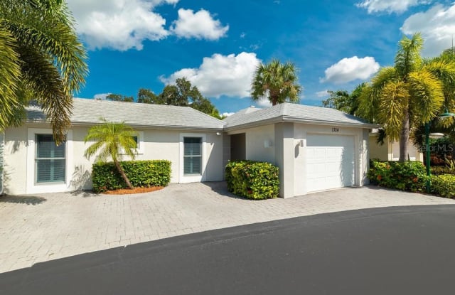 1324 MOONMIST DRIVE - 1324 Moonmist Drive, Siesta Key, FL 34242