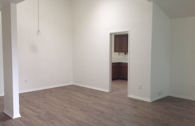 147 Honeycomb Court Gallery 2