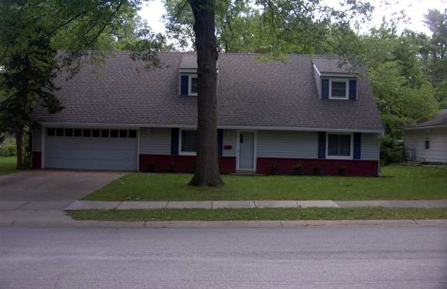 Large 5 Bedroom Nall Hills Home photos photos Large 5 Bedroom Nall Hills Home photos photos