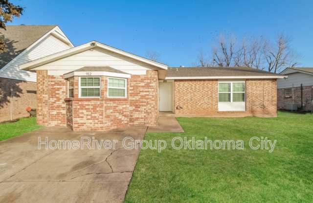 912 Craig Dr - 912 Craig Drive, Moore, OK 73160 912 Craig Dr - 912 Craig Drive, Moore, OK 73160