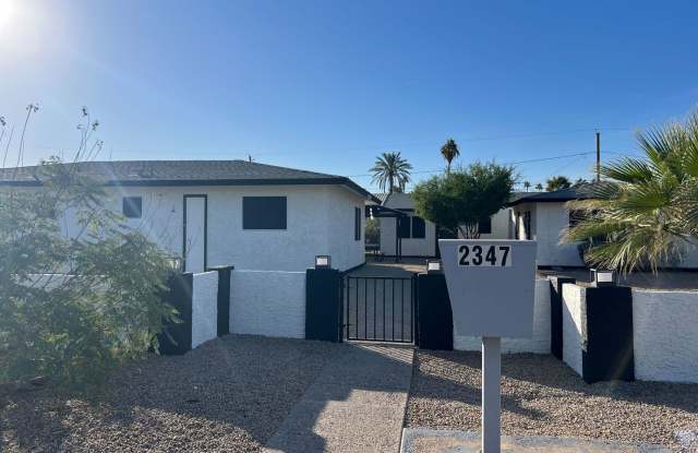 2347 W Coolidge Street photos photos