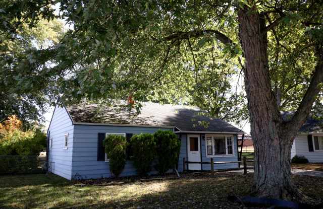 3 Bedroom House - 221 Melamad Court, Toledo, OH 43609
