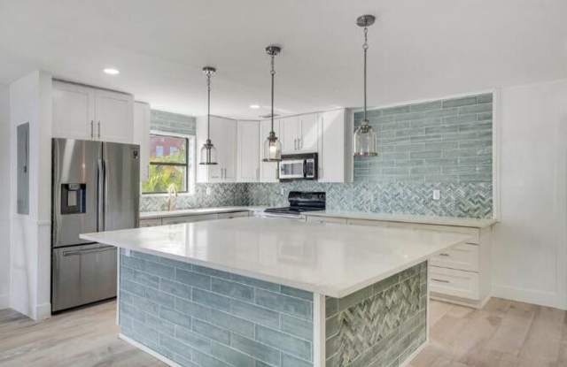 360 Wilma Circle 7, Riviera Beach, FL 33404 photos photos