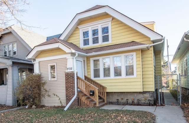 3732 Vel R. Phillips AvenueUpper - 3732 Vel R. Phillips Avenue, Milwaukee, WI 53212 3732 Vel R. Phillips AvenueUpper - 3732 Vel R. Phillips Avenue, Milwaukee, WI 53212