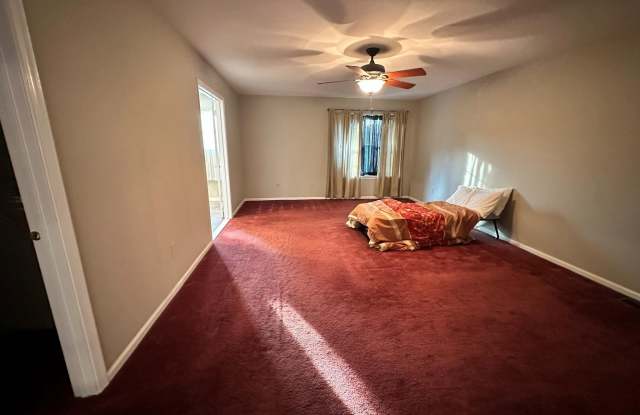45 LAVISTER DRIVE photos photos