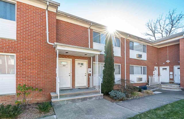 463 PREAKNESS AVE - 463 Preakness Avenue, Paterson, NJ 07502