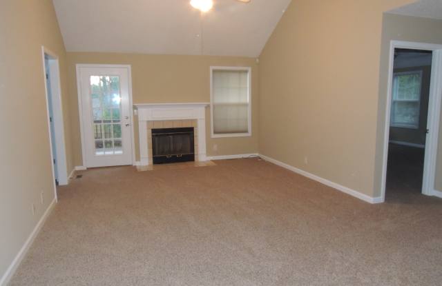 427 Sierra Ct Gallery 4