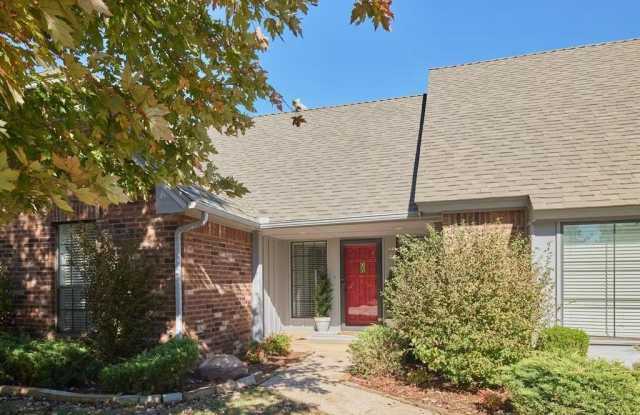 2011 Trailview Court Gallery 3