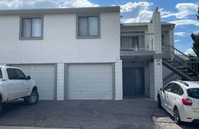 Two Bedroom Ground Floor Condo Near Prescott Airport photos photos