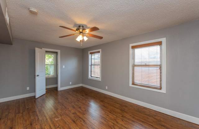 Renting for 2026-2027 4 Bedroom/2 Bath TCU Area - 3409 South University Drive, Fort Worth, TX 76109