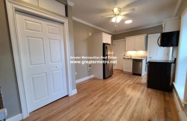 470 Commercial St. photos photos