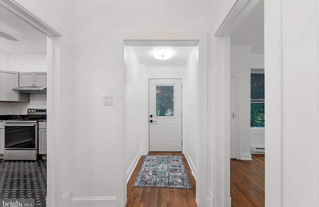 422 W CLIFFORD STREET photos photos