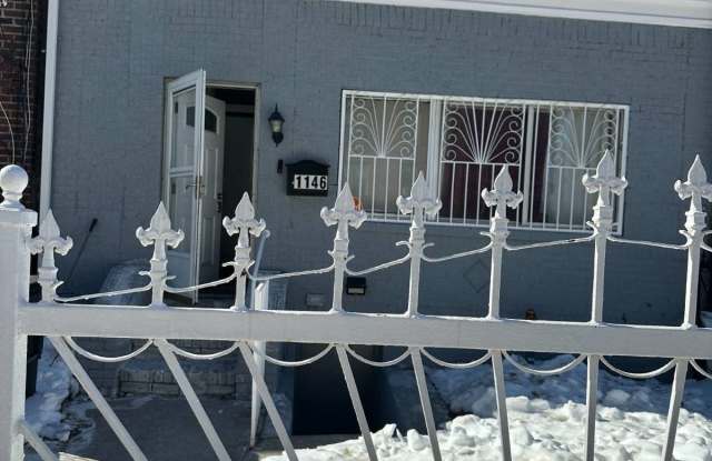 1146 East 35th Street photos photos