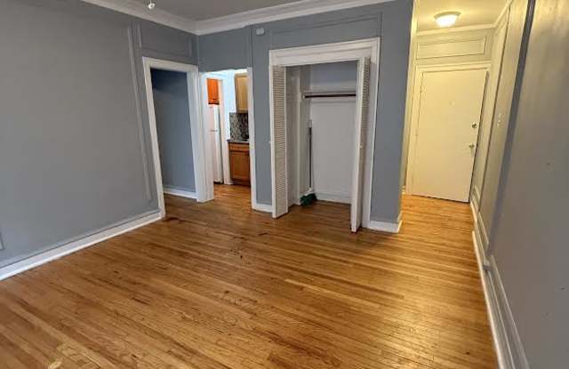 1369 West Estes Avenue Gallery 2