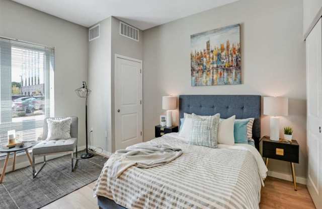Income Restricted - Timber & Tie Apartments Gallery 2