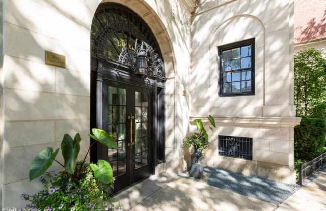 2608 North Lakeview Ave. photos photos