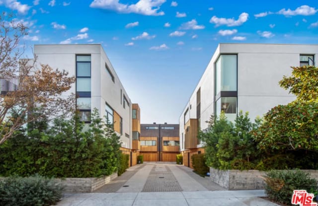 1829 North KENMORE Avenue - 1829 N Kenmore Ave, Los Angeles, CA 90027
