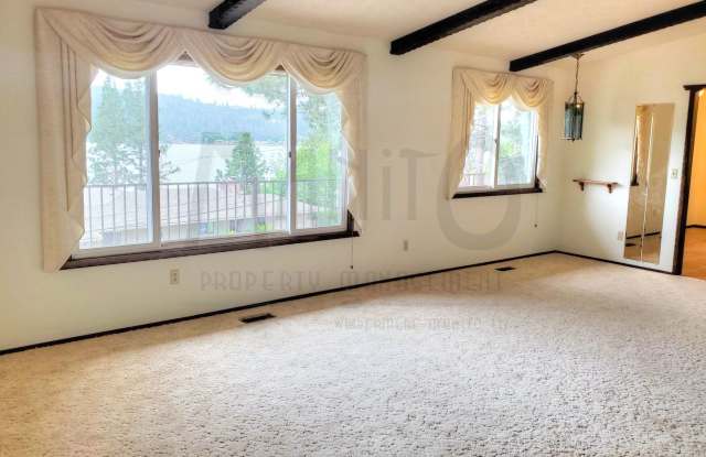**COMING SOON** Incredible Lake Views Gallery 4