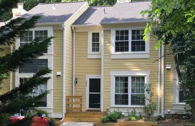 5684 MEDALLION COURT - 5684 Medallion Court, Rose Hill, VA 22310