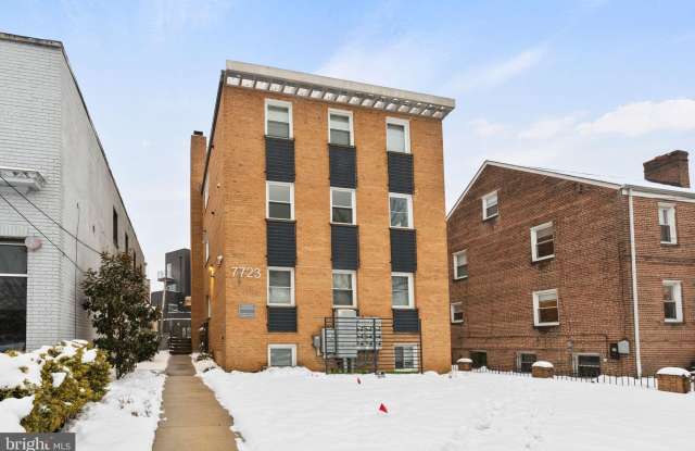 7723 ALASKA AVENUE NW photos photos