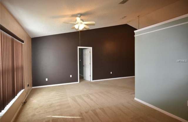 906 COURTLAND BOULEVARD Gallery 2