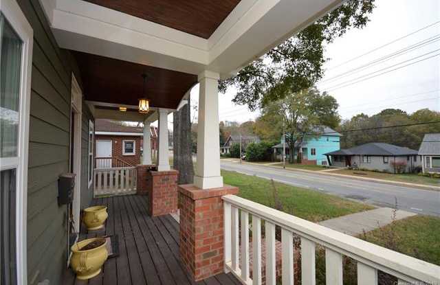 2230 Rozzelles Ferry Road Gallery 3