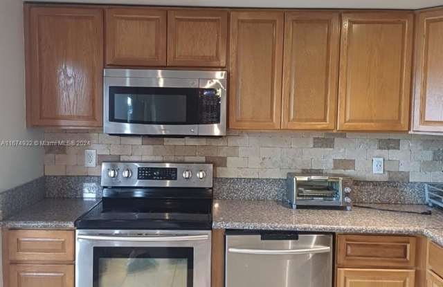 665 NE 195th St photos photos 665 NE 195th St photos photos