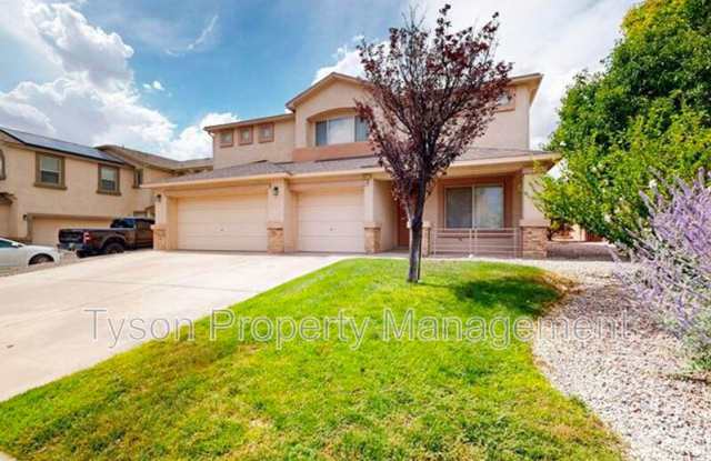 3425 Oasis Springs NE photos photos