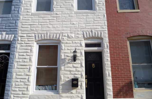 13 S. Decker Ave. - Charming 2 bed, 1 ½ bath Townhouse in Patterson Park photos photos