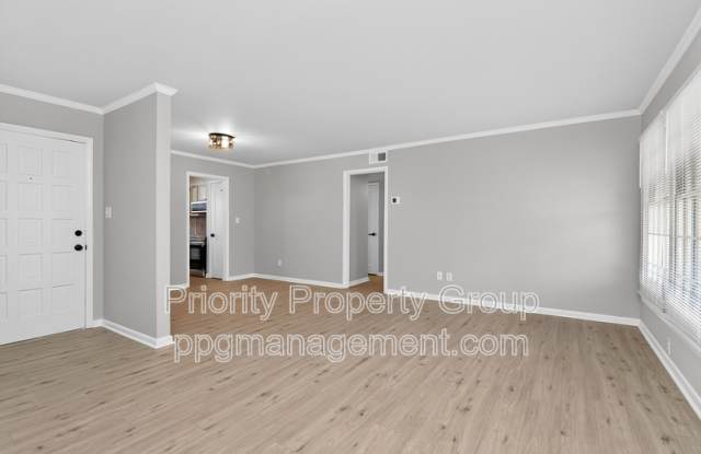 4601 Coronado Drive Apt B photos photos