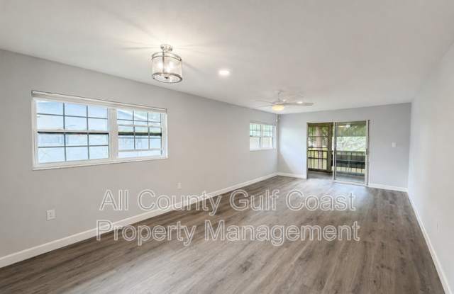 4511 3rd Street Cir W photos photos