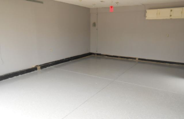 903 Banyan Court Gallery 2