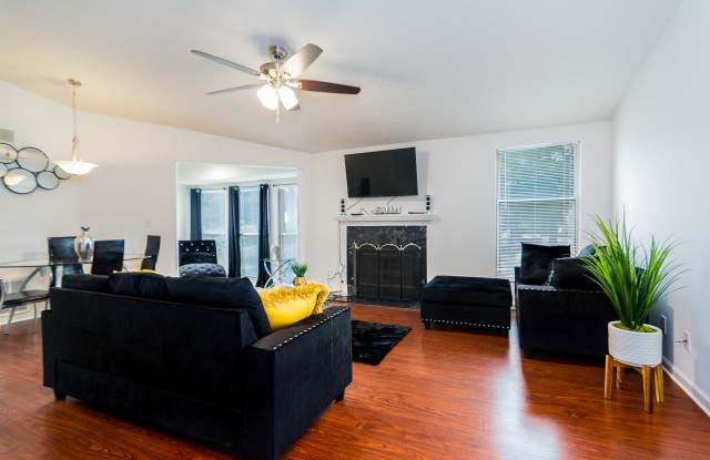 4265 Parkview Court - 4265 Parkview Court, DeKalb County, GA 30083