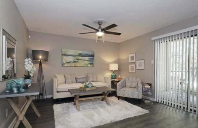 2271 Wickersham Ln Gallery 3