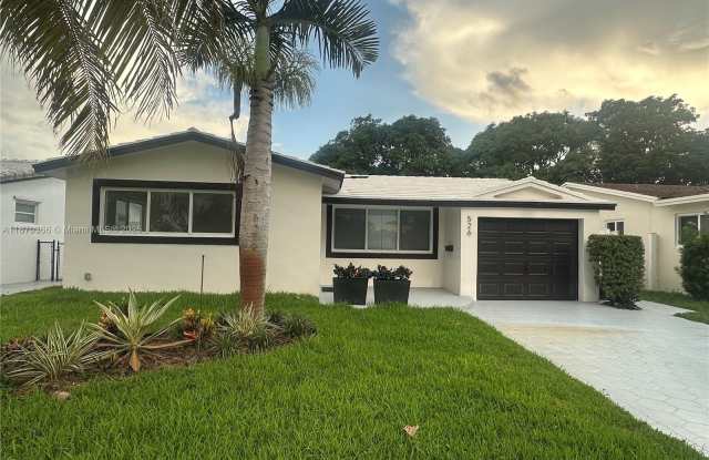 526 S Rainbow Dr photos photos
