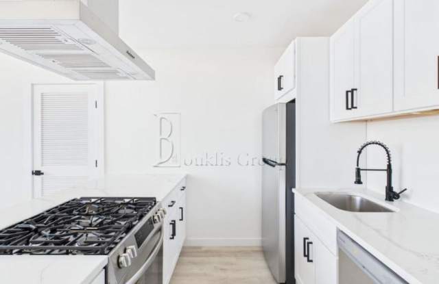 165 Richards Street photos photos