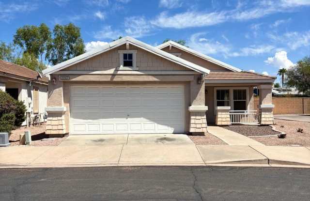**PERFECT 3 BEDROOM/2 BATHROOM HOME IN GATED COMMUNITY IN MESA (ELLSWORTH & BASELINE)** photos photos
