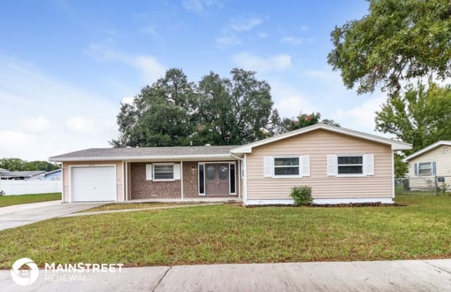 4419 Crescent Road - 4419 Crescent Road, Spring Hill, FL 34606