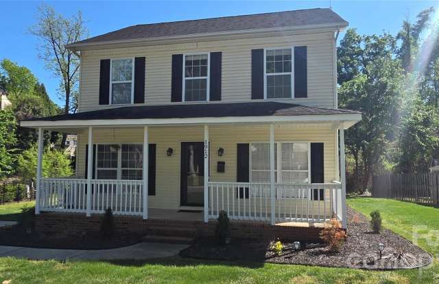 1912 Baxter Street photos photos